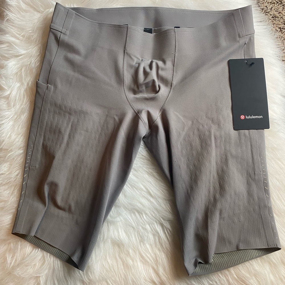 Lululemon Men’s Senseknit Running Short 10" Size L Large GULG Gray New